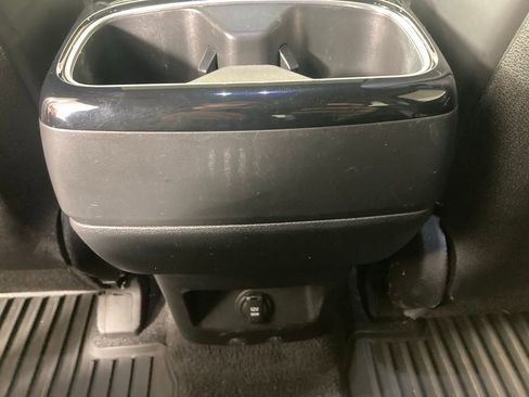 Used 2023 Kia Telluride S w/ S Sunroof Package image 16