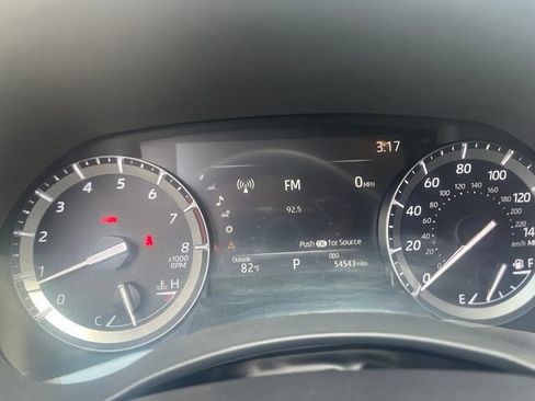 Used 2021 Toyota Highlander Platinum FWD image 18