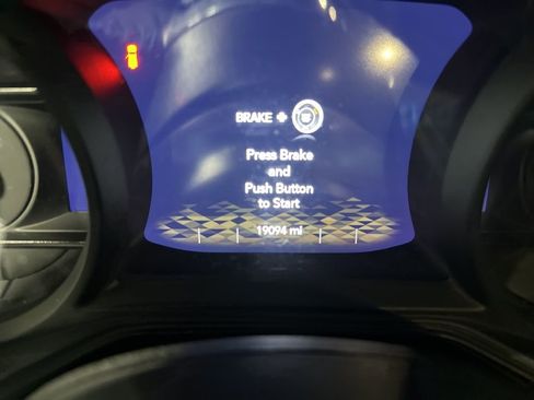 Used 2024 Jeep Wrangler High Altitude image 11