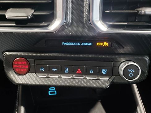 Used 2025 Ford Mustang Premium image 18