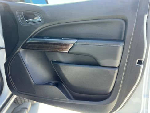 Used 2019 GMC Canyon SLE w/ Elevation Edition RWD image 14