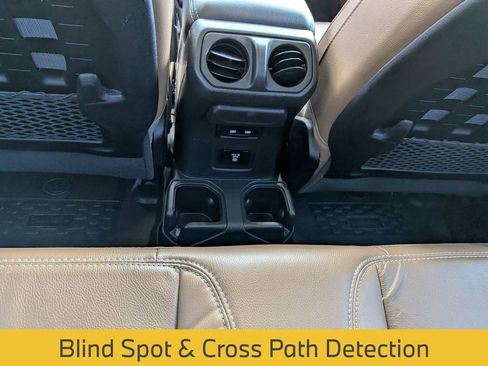 Used 2022 Jeep Wrangler Rubicon w/ Steel Bumper Group image 24