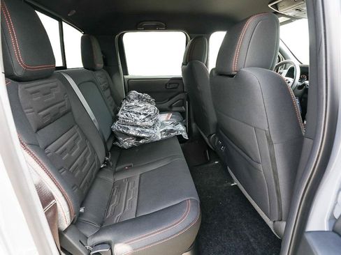 New 2026 Nissan Frontier PRO-4X w/ Pro-4x Convenience Package AWD/4WD image 19