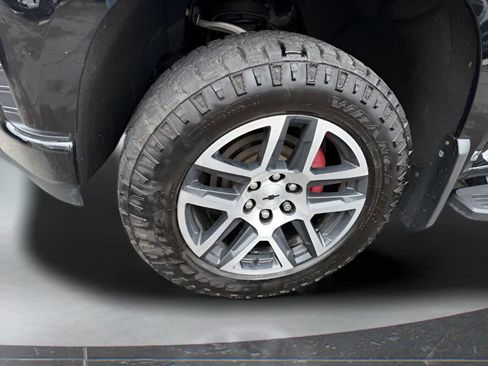 Used 2019 Chevrolet Silverado 1500 LT Trail Boss image 15