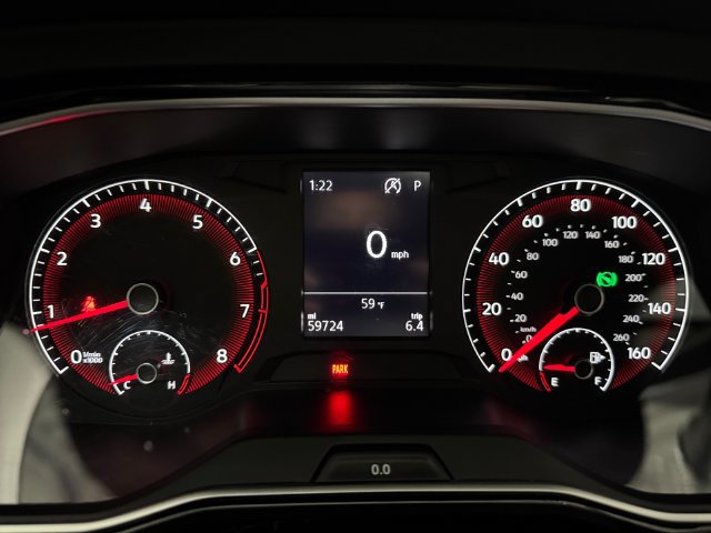 Used 2021 Volkswagen Jetta R-Line FWD image 2