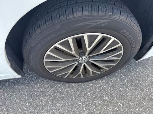 Used 2020 Volkswagen Jetta SE image 14