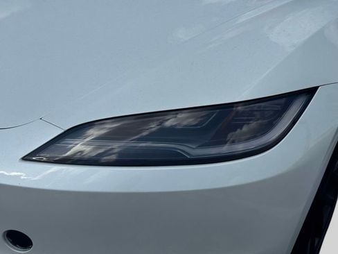 Used 2024 Tesla Model 3 Standard Range RWD image 12