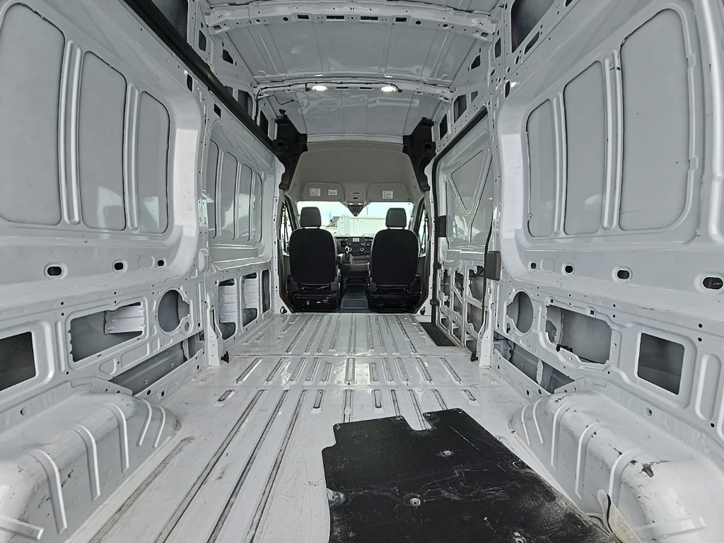 Used 2023 Ford Transit 250 148 High Roof RWD image 30