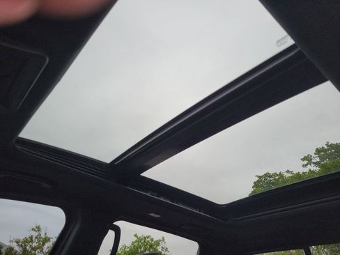 Certified 2024 Nissan Titan PRO-4X w/ Pro-4x Convenience Package image 31