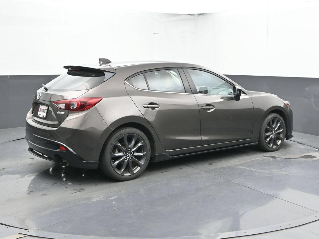 Used 2015 MAZDA MAZDA3 s Grand Touring w/ Technology Package FWD image 3