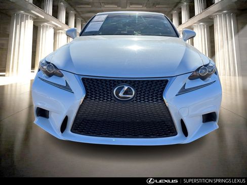 Used 2016 Lexus IS 350 image 9