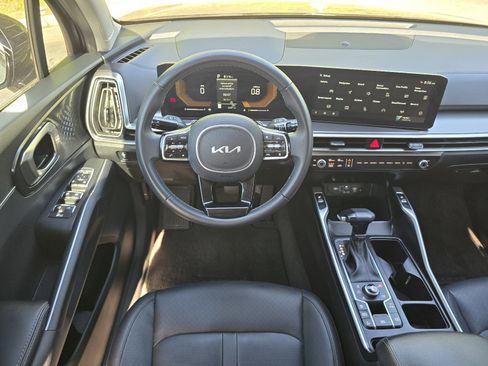 Used 2024 Kia Sorento S w/ Panoramic Sunroof Package AWD/4WD image 13