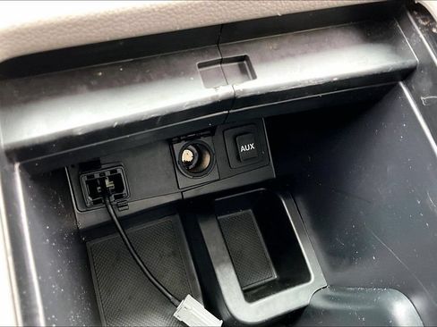 Used 2014 Honda CR-V LX image 26
