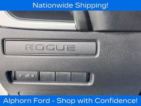 Used 2023 Nissan Rogue S AWD/4WD image 32
