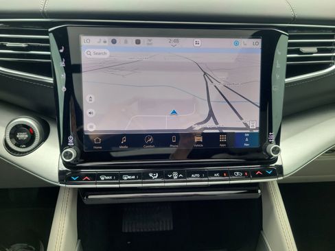 New 2026 Jeep Grand Wagoneer L Limited AWD/4WD image 34