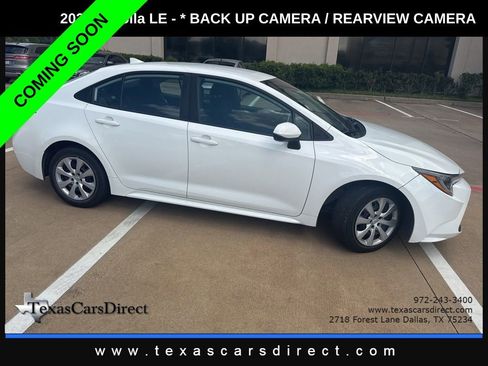 Used 2021 Toyota Corolla LE image 3