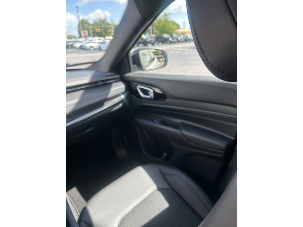 New 2026 Jeep Compass Latitude AWD/4WD image 12