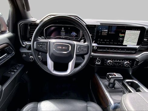 Used 2023 GMC Sierra 1500 SLT w/ SLT Premium Package AWD/4WD image 6