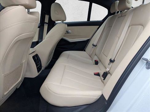 Used 2019 BMW 330i xDrive Sedan w/ Convenience Package image 23