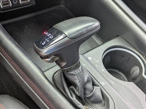 Used 2023 Dodge Durango GT image 11