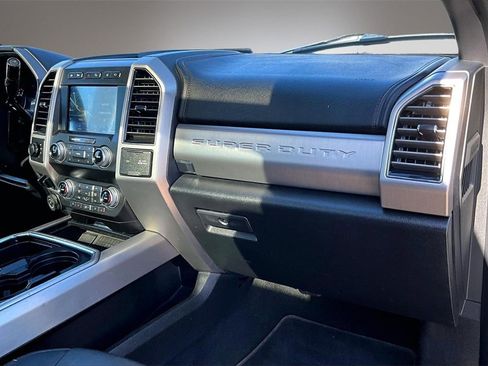 Used 2020 Ford F250 Platinum w/ Tremor Off-Road Package image 26