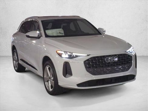 New 2025 Audi Q5 Premium Plus image 3