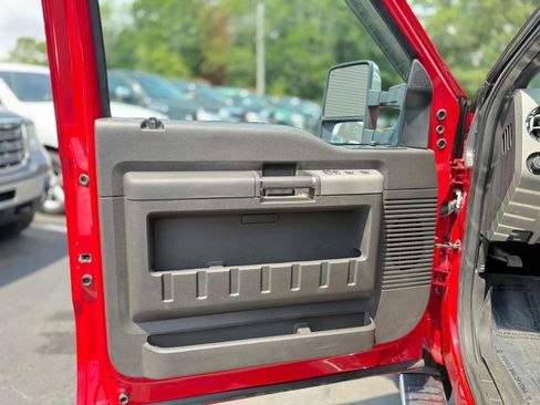 Used 2011 Ford F250 Lariat w/ Lariat Interior Pkg AWD/4WD image 27