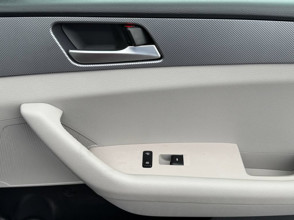 Used 2019 Hyundai Sonata ECO FWD image 41