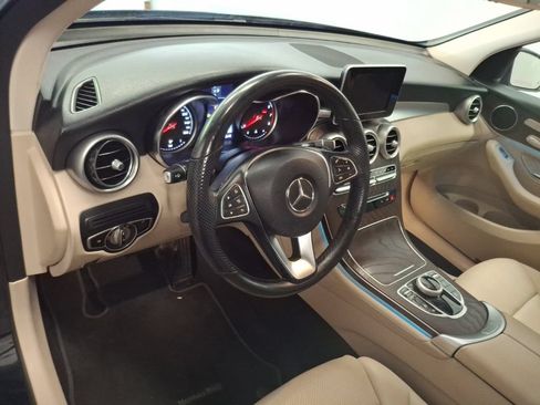 Used 2019 Mercedes-Benz GLC 300 4MATIC image 18