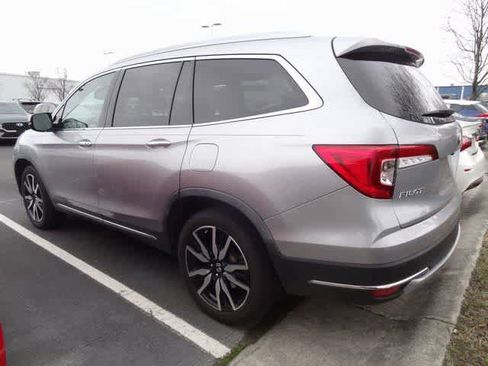 Used 2019 Honda Pilot Touring image 8