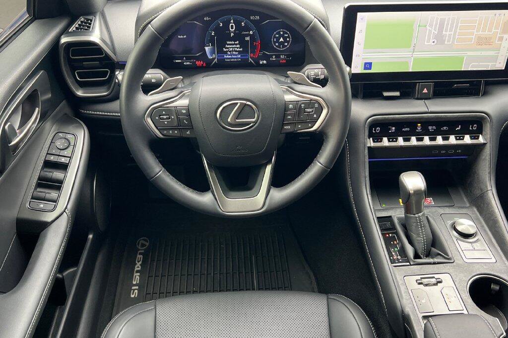 Used 2026 Lexus IS 350 F Sport RWD image 14