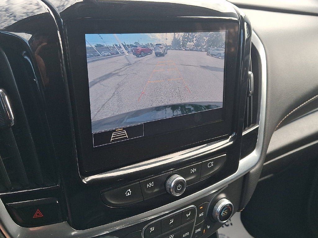 Certified 2021 Chevrolet Traverse LT FWD image 18
