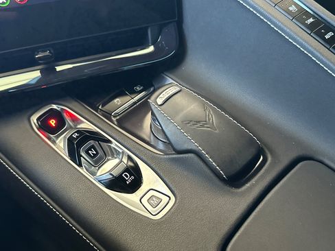 Used 2023 Chevrolet Corvette Stingray Preferred Cpe w/ Z51 Performance Package RWD image 20
