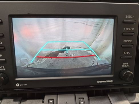 Used 2020 Toyota RAV4 XLE Premium AWD/4WD image 21