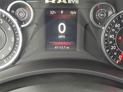 Used 2023 RAM 2500 Big Horn w/ Level 1 Equipment Group image 18