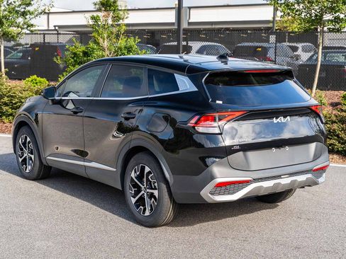 Used 2023 Kia Sportage EX FWD image 5