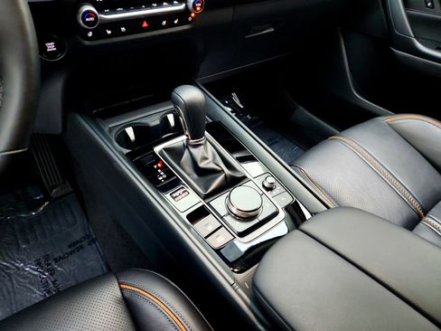 Used 2024 MAZDA CX-50 AWD 2.5 Turbo w/ Premium Pkg image 15