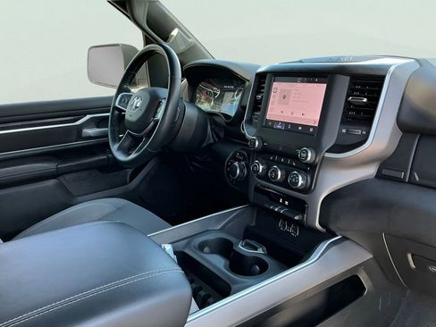 Used 2023 RAM 1500 Big Horn AWD/4WD image 32