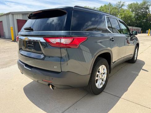 Used 2020 Chevrolet Traverse LT FWD image 9