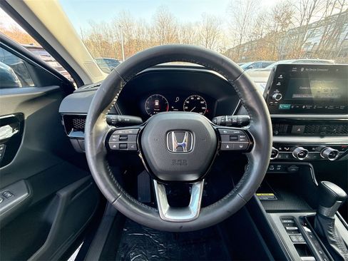 Used 2025 Honda CR-V EX-L image 11