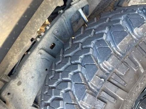 Used 2023 Toyota Tacoma TRD Off-Road image 12