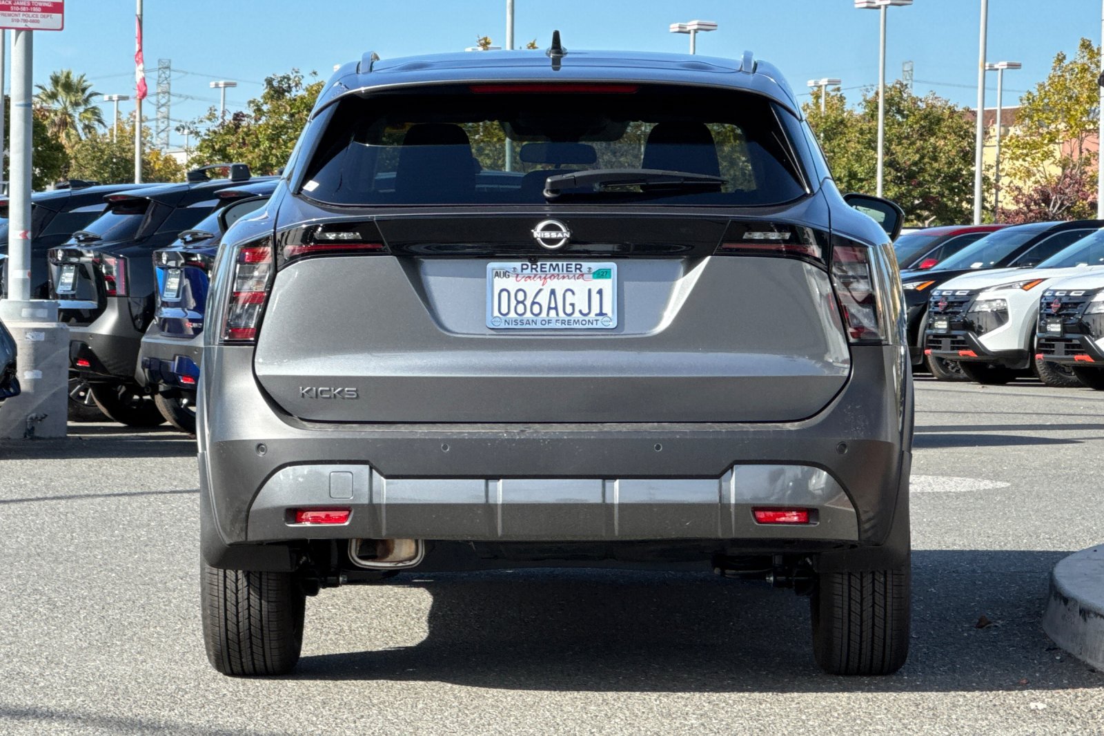 Certified 2026 Nissan Kicks SV FWD image 5