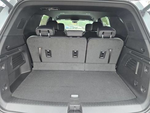 New 2026 Chevrolet Traverse LT w/ Driver Confidence Package FWD image 21