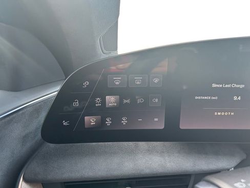 Used 2022 Lucid Air Dream Edition AWD/4WD image 18