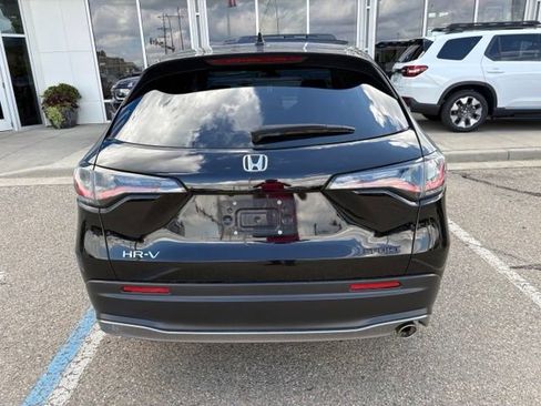 Certified 2025 Honda HR-V Sport image 4