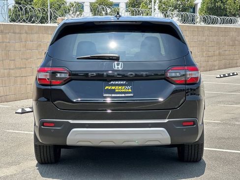 Certified 2023 Honda Pilot EX-L image 5
