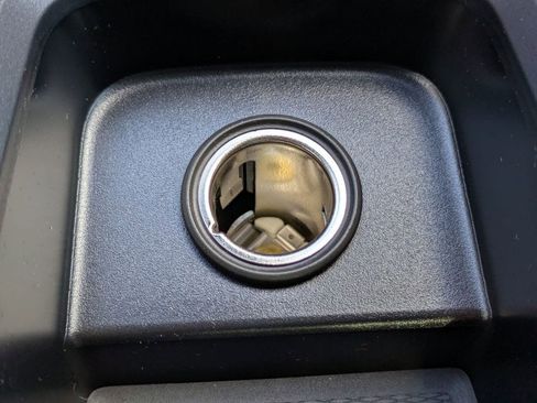 New 2026 Volvo XC60 B5 Plus w/ Protection Package Premier image 29