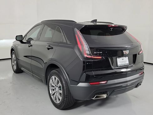 Certified 2022 Cadillac XT4 Sport FWD image 4