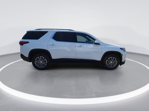 Used 2023 Chevrolet Traverse LT AWD/4WD image 9