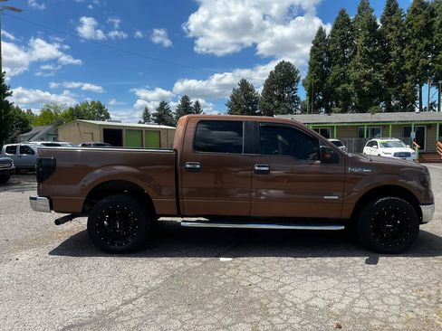 Used 2012 Ford F150 XLT w/ XLT Chrome Pkg AWD/4WD image 2